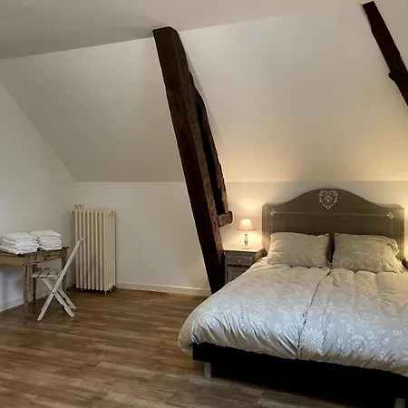 別荘 Maison Spacieuse Avec Jardin, Piscine, Spa Et Activites Pour Tous A - Fr-1-489-511 Souvigny